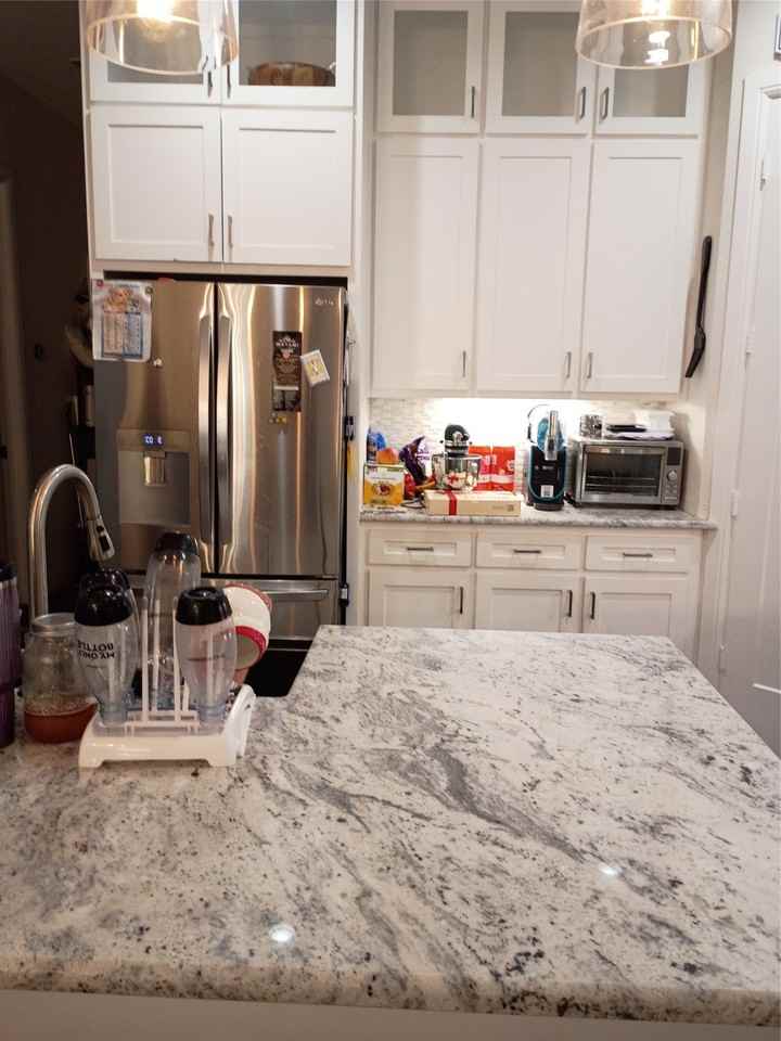 2806 Hackberry Dr - Photo 2 of 11