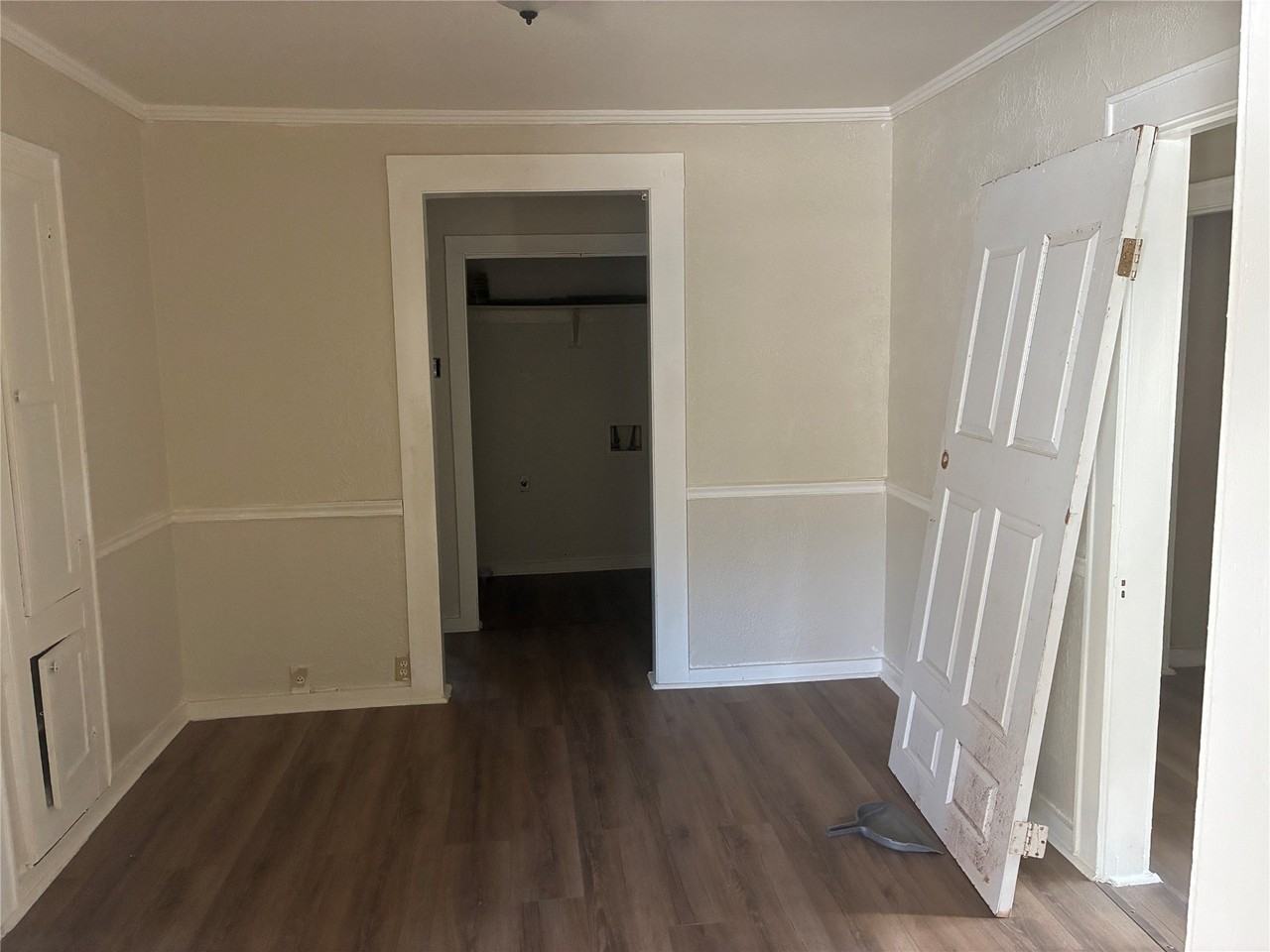 2500 Broadway Dr - Photo 5 of 8