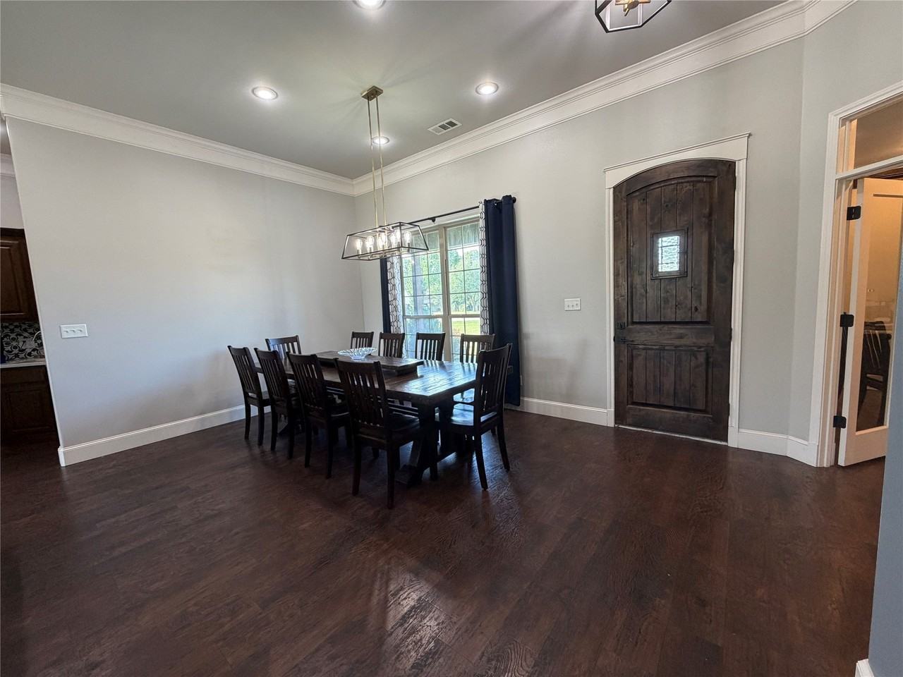 251 Rs County Road 3430 - Photo 4 of 37