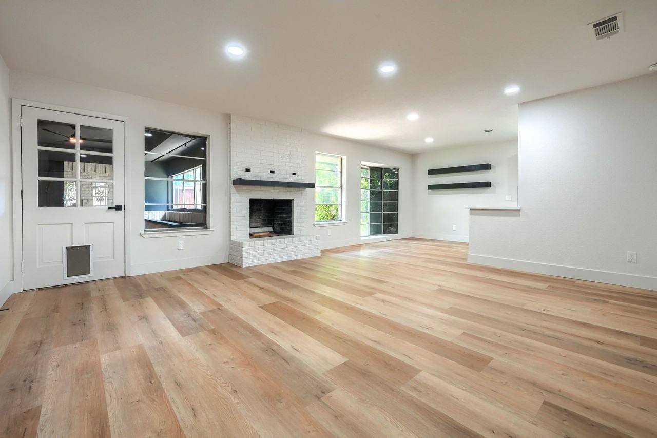 4049 Alicante Ave - Photo 6 of 27