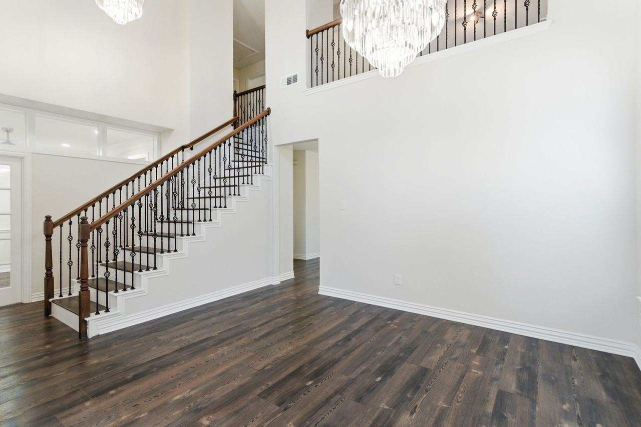 5308 Sandstone Ln - Photo 7 of 37