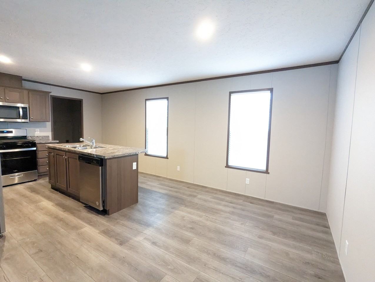 660 Oregon #660 - Photo 4 of 16