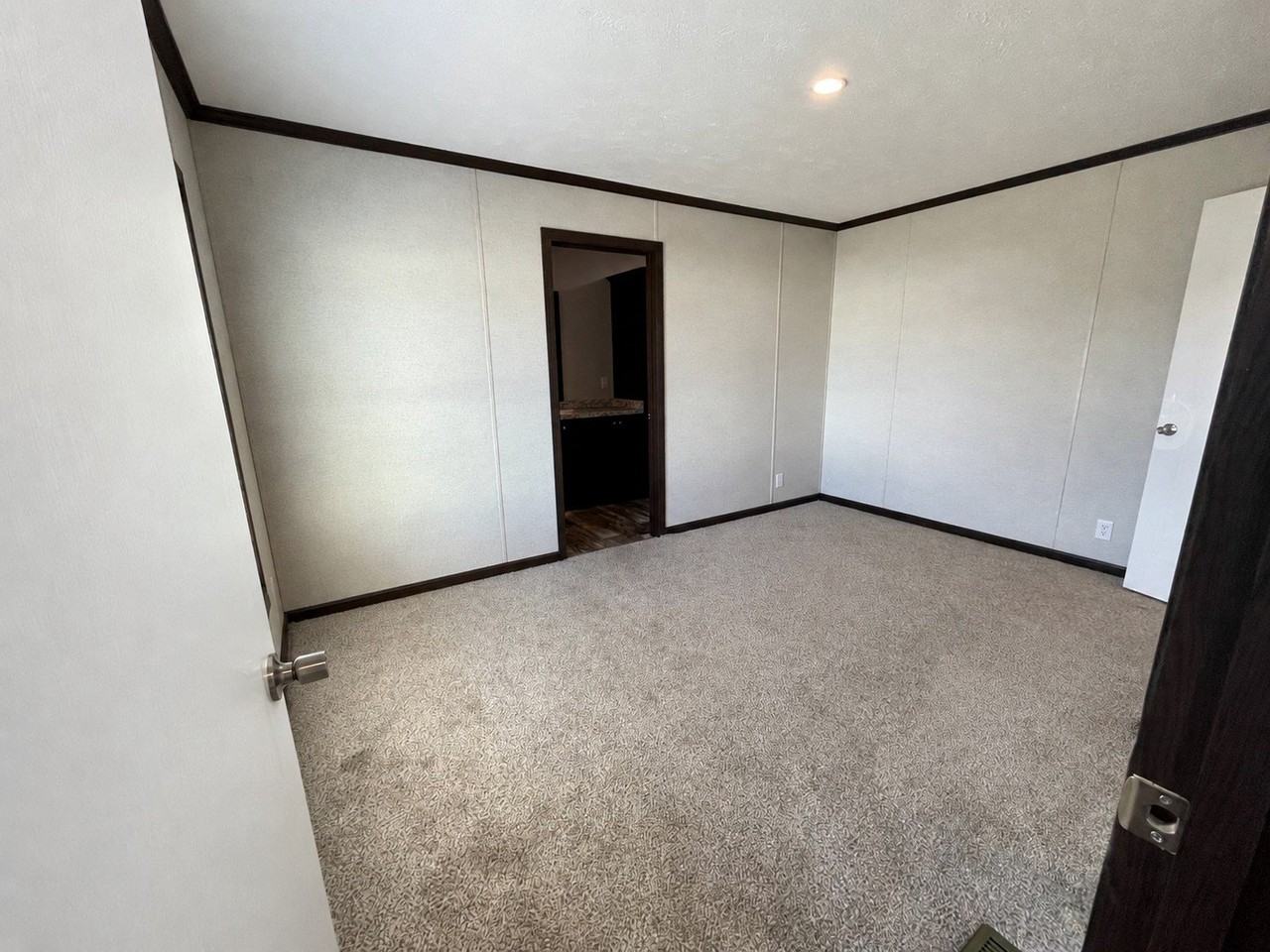 43 Armstrong St #43 - Photo 5 of 11
