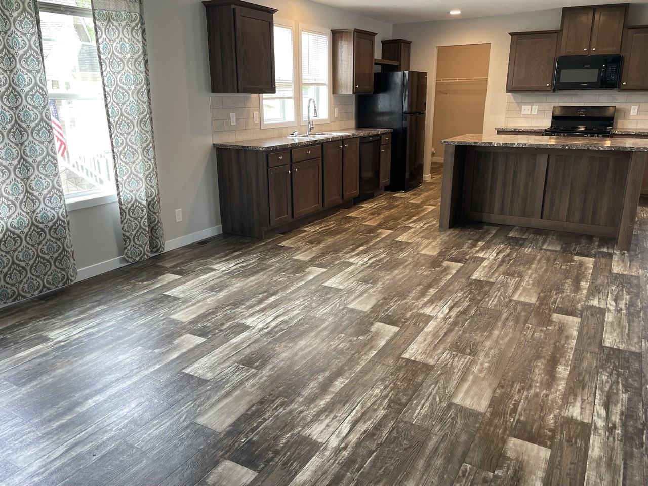 Laurel Oak Ln #376 - Photo 2 of 12