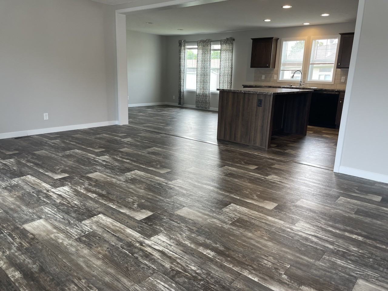 Laurel Oak Ln #376 - Photo 3 of 12