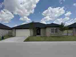 featured image of 1104 Osprey Dr