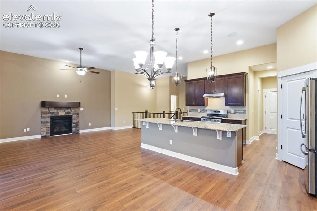 10419 Odin Dr - Photo 4 of 38