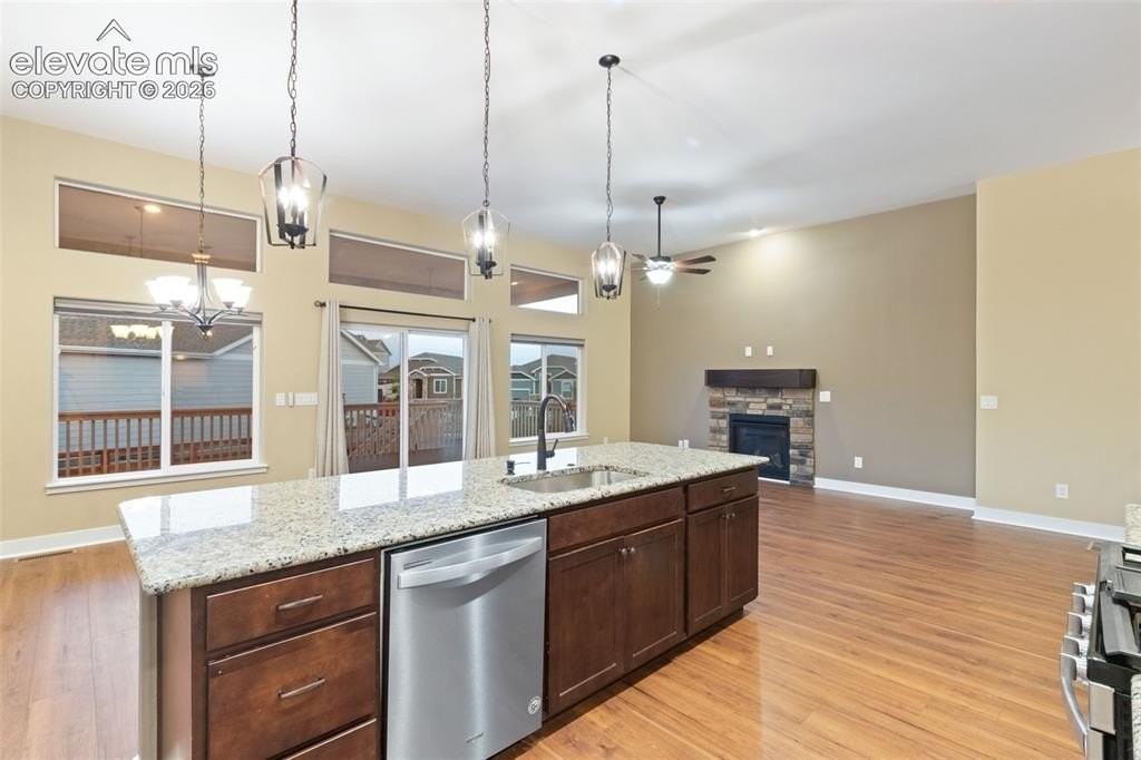 10419 Odin Dr - Photo 6 of 38