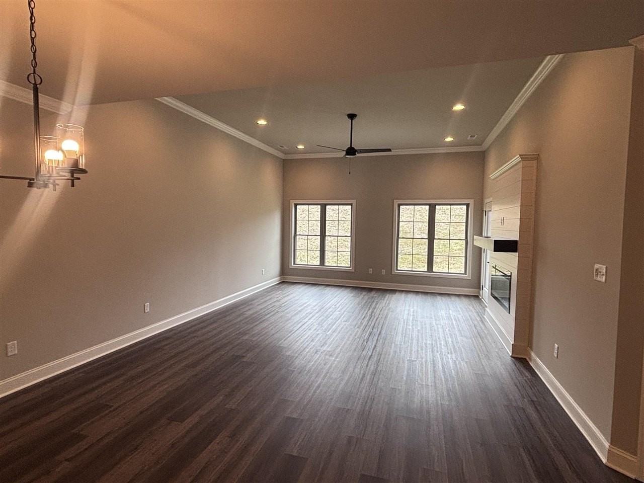 576 Cumberland Pointe Ln - Photo 5 of 15