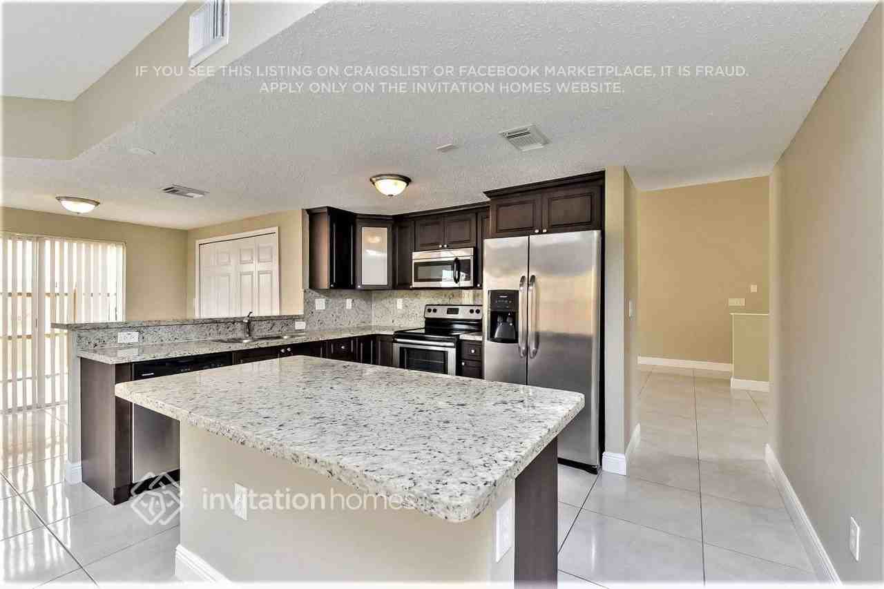 15935 Sw 83rd Ter - Photo 6 of 20