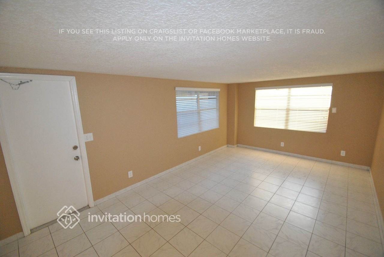 35 Nw 3rd Ct - Photo 4 of 14