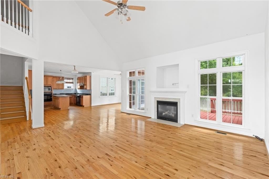 1456 Shoveller Ave - Photo 5 of 28