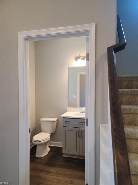 2552 Woolsey St - Photo 6 of 40