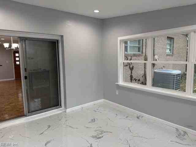 17 Balmoral Dr - Photo 3 of 18