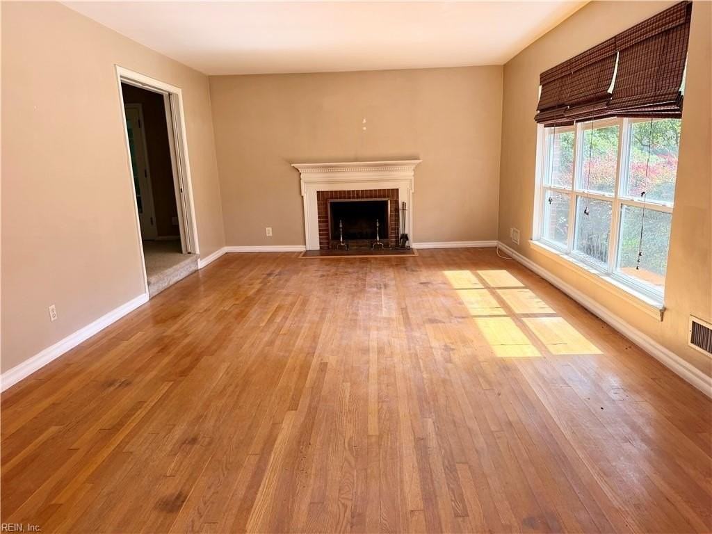 436 Thole St - Photo 5 of 35
