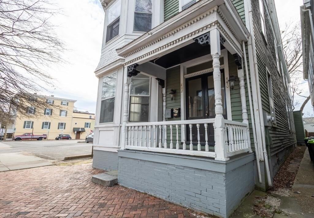 442 Court St - Photo 2 of 23