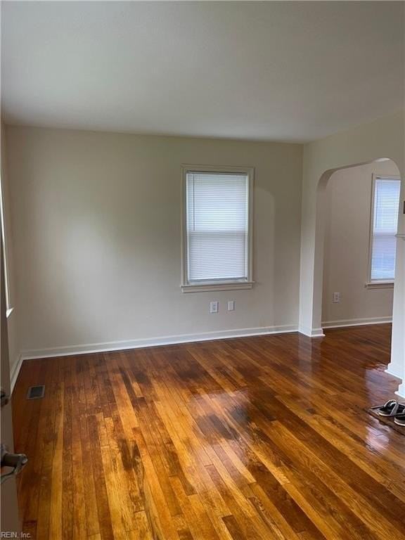918 13th St - Photo 3 of 19
