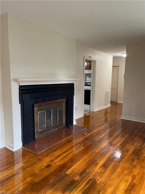 918 13th St - Photo 5 of 19