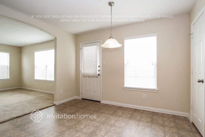 19151 Sandelford Dr - Photo 7 of 28
