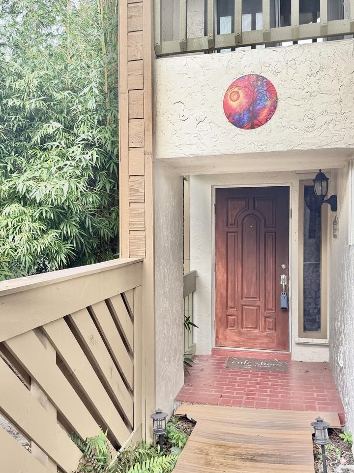 6069 Glendale Dr - Photo 3 of 29
