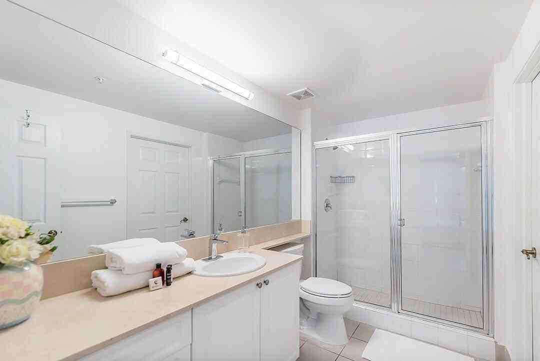 580 S Sapodilla Ave #106 - Photo 7 of 15