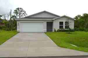featured image of 8201 Deland Ave