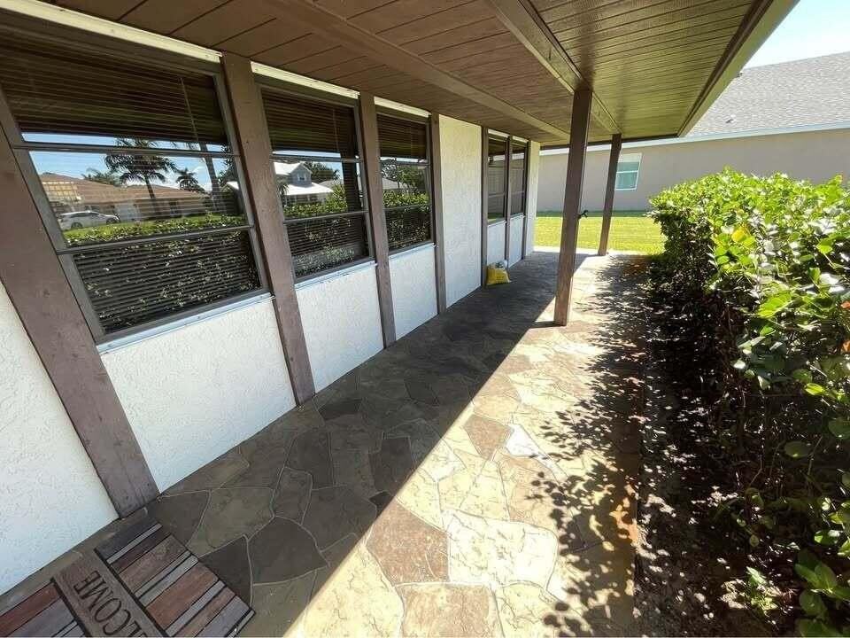 1315 Se Petunia Ave - Photo 4 of 36