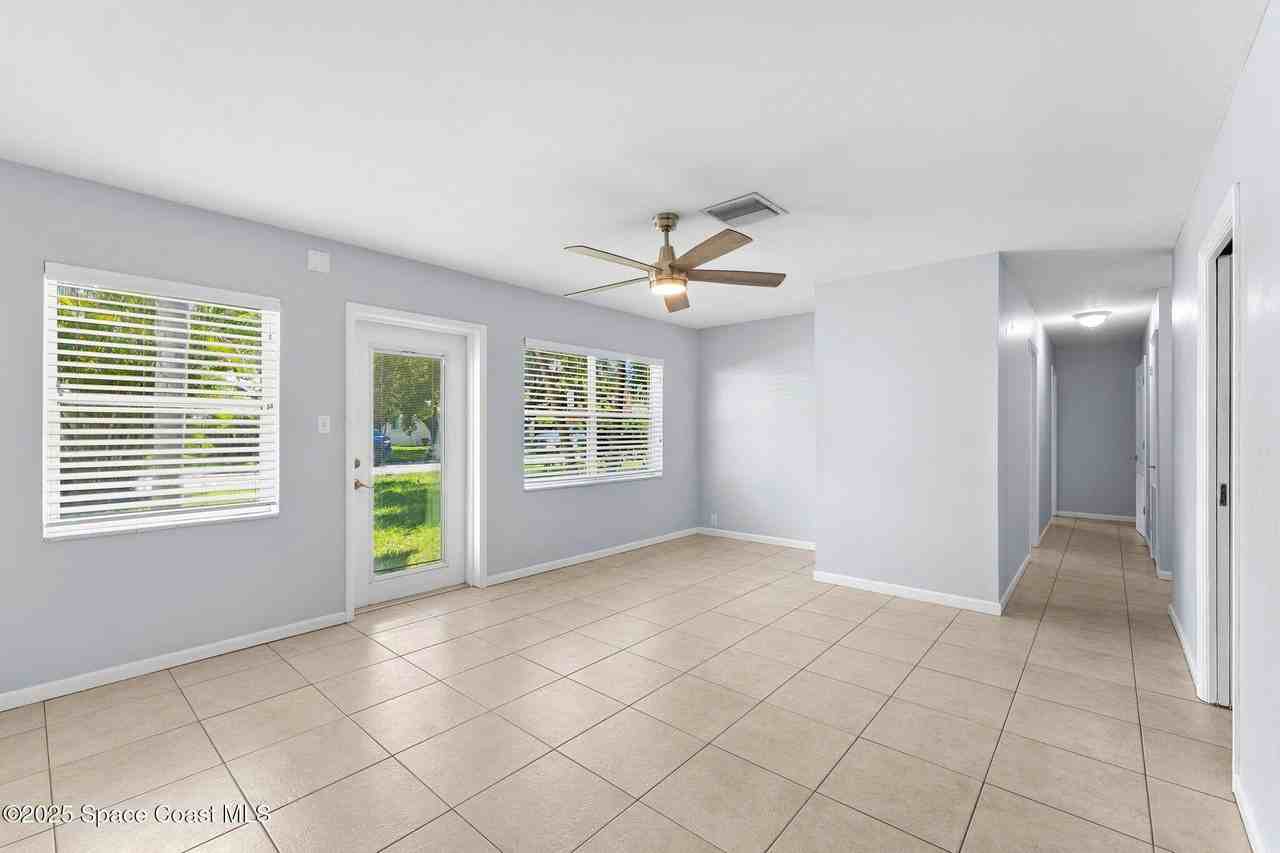 116 Esther Dr - Photo 6 of 41