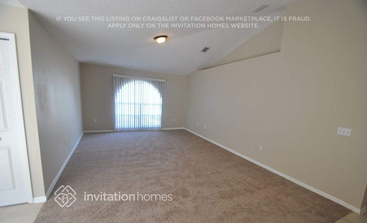 410 Truman St Sw - Photo 3 of 13