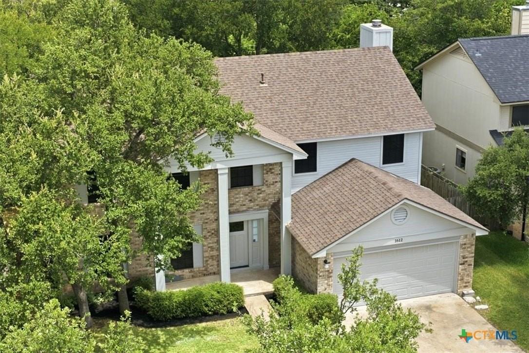 1612 Hermitage Dr - Photo 3 of 31