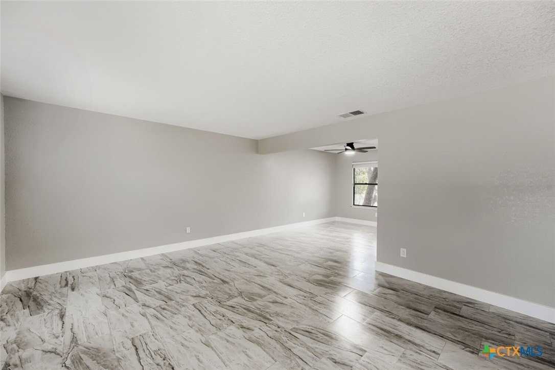 1612 Hermitage Dr - Photo 6 of 31