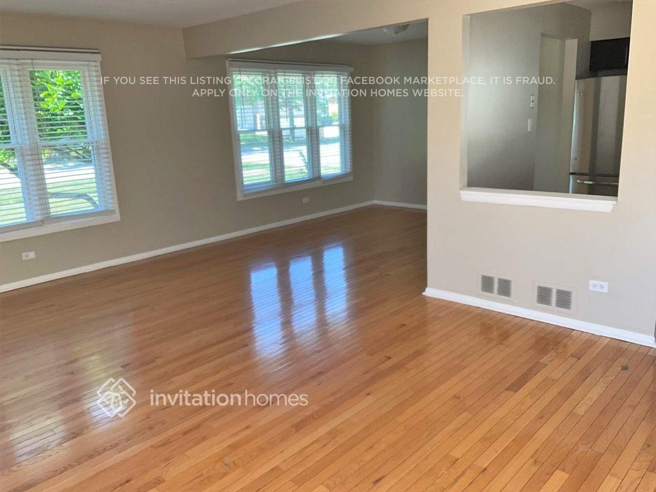 7635 173rd Pl - Photo 4 of 13