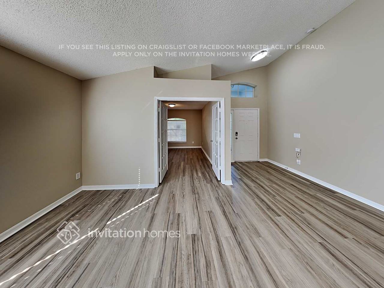 13733 Hawkeye Dr - Photo 4 of 18
