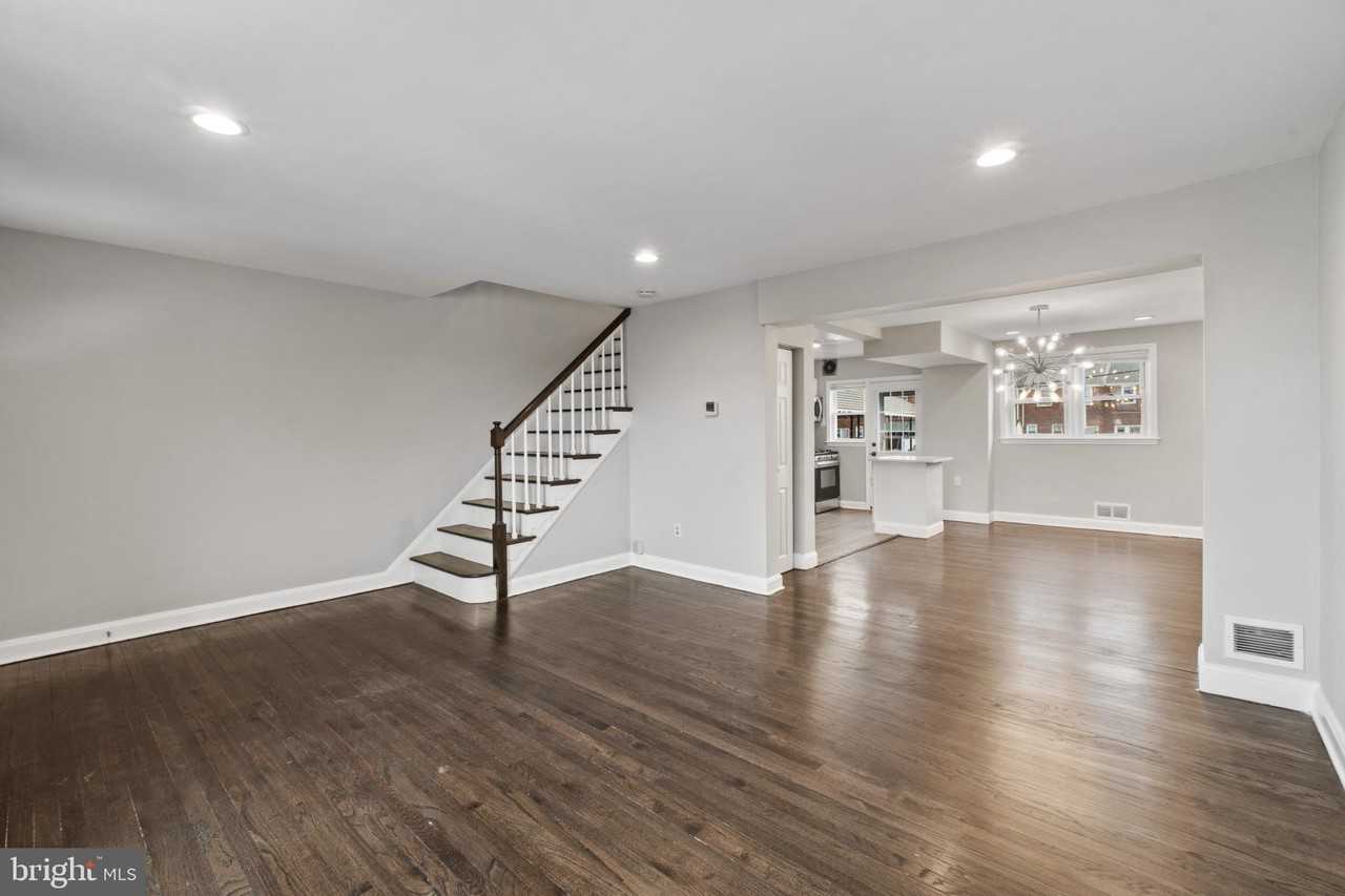 4923 Saint Gemma Rd - Photo 5 of 25