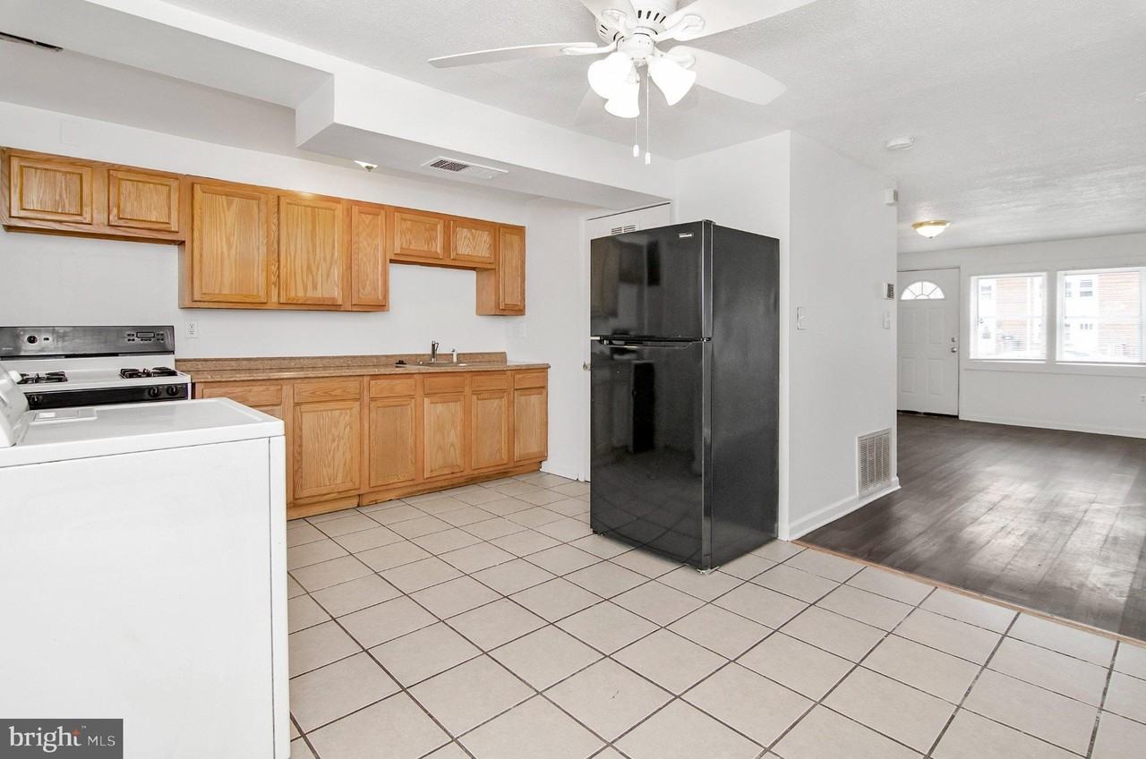2064 Larkhall Rd - Photo 4 of 17