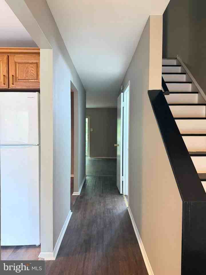 9062 Early April Way - Photo 4 of 24