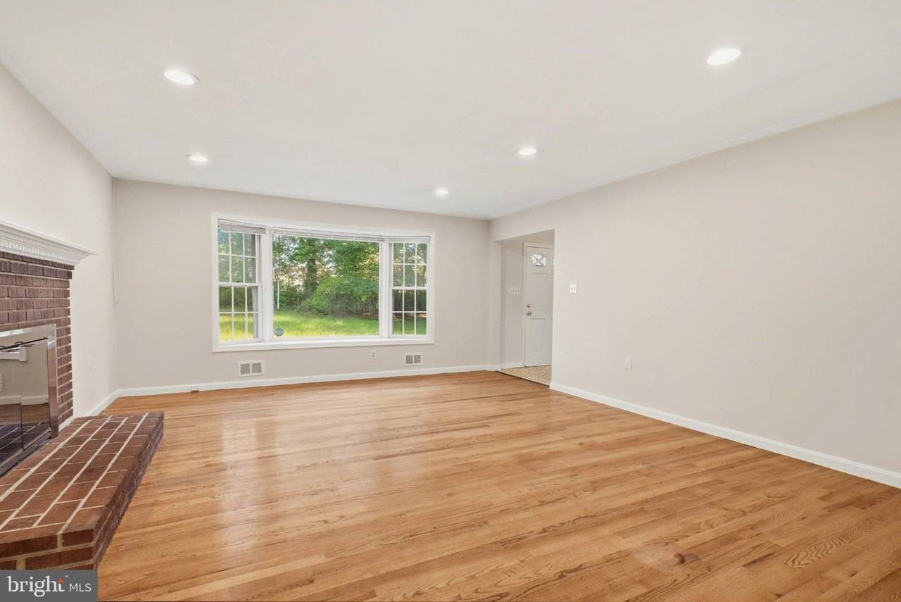 7510 Sanner Rd - Photo 2 of 37