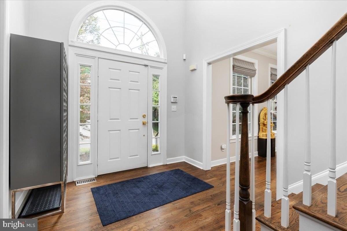 5206 Ridgefield Rd - Photo 6 of 50