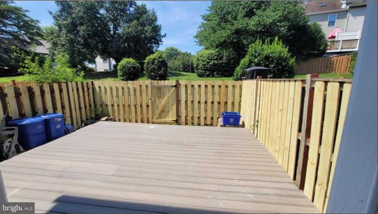 11404 Applegrath Way - Photo 2 of 22