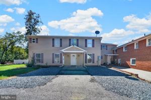 featured image of 15700 Maple Dr