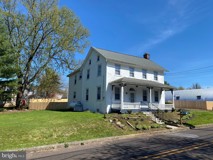 111 Middle Rd - Photo 1 of 1
