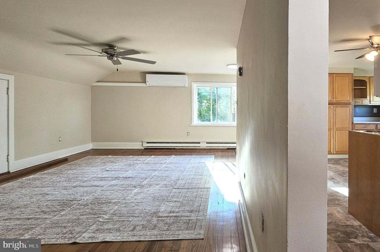 1327 Blackhorse Hill Rd - Photo 2 of 12