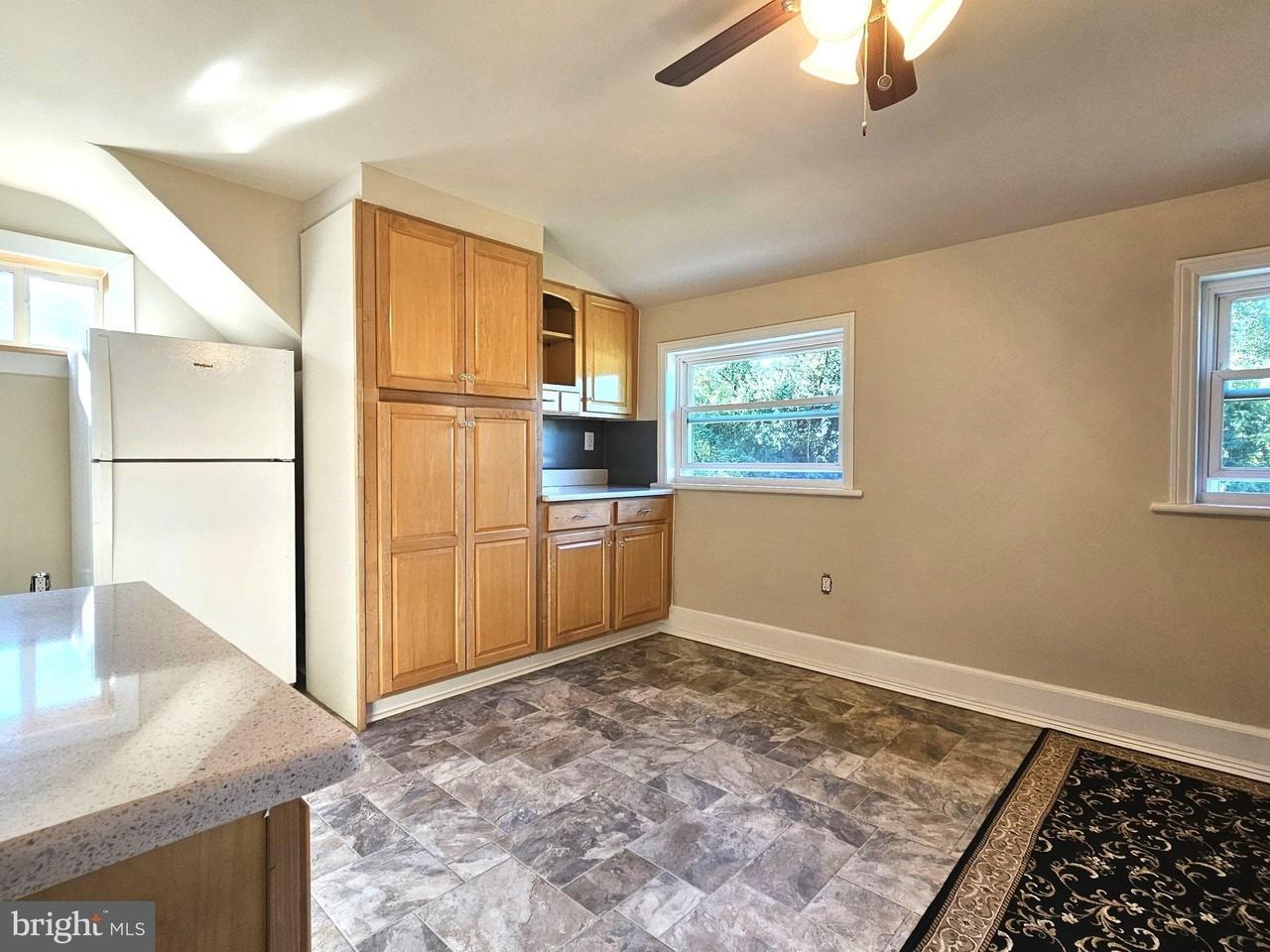 1327 Blackhorse Hill Rd - Photo 3 of 12