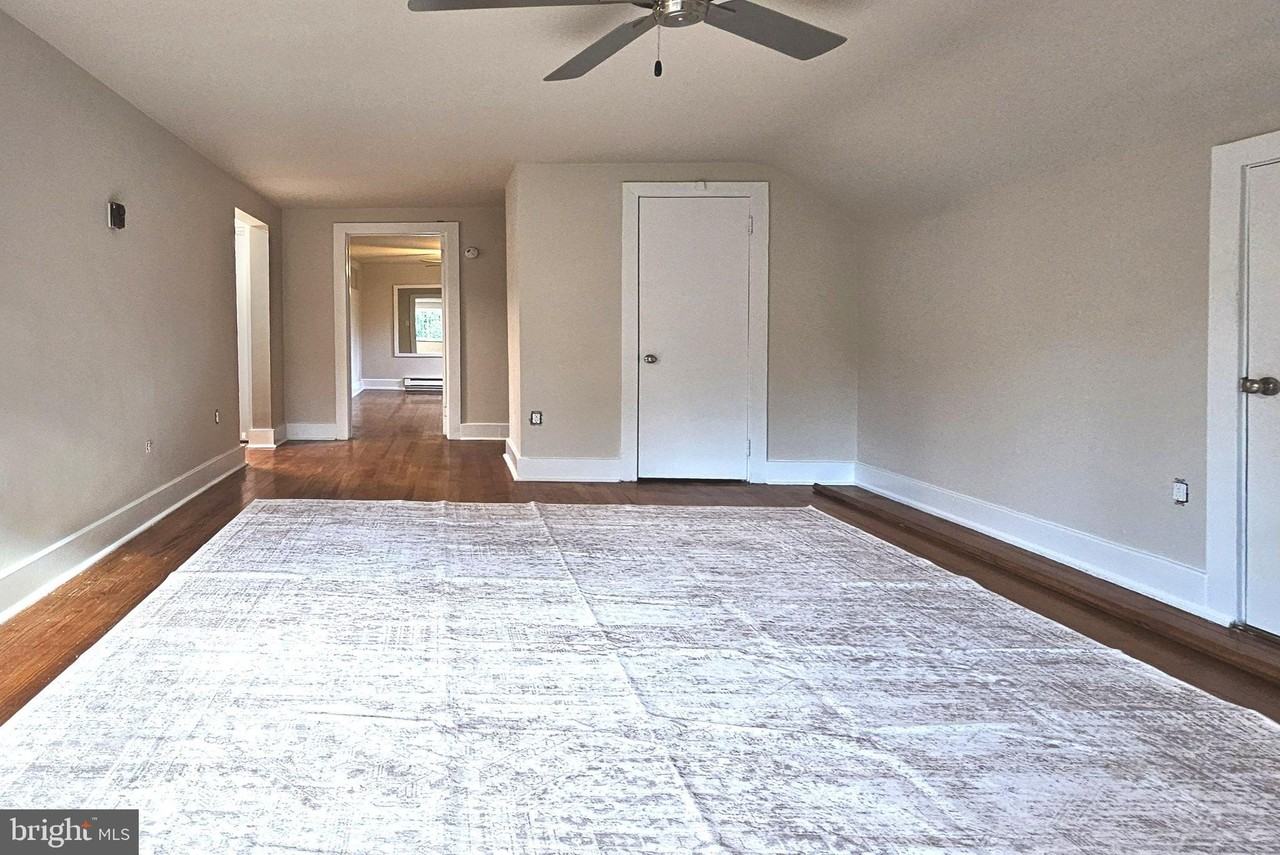1327 Blackhorse Hill Rd - Photo 5 of 12