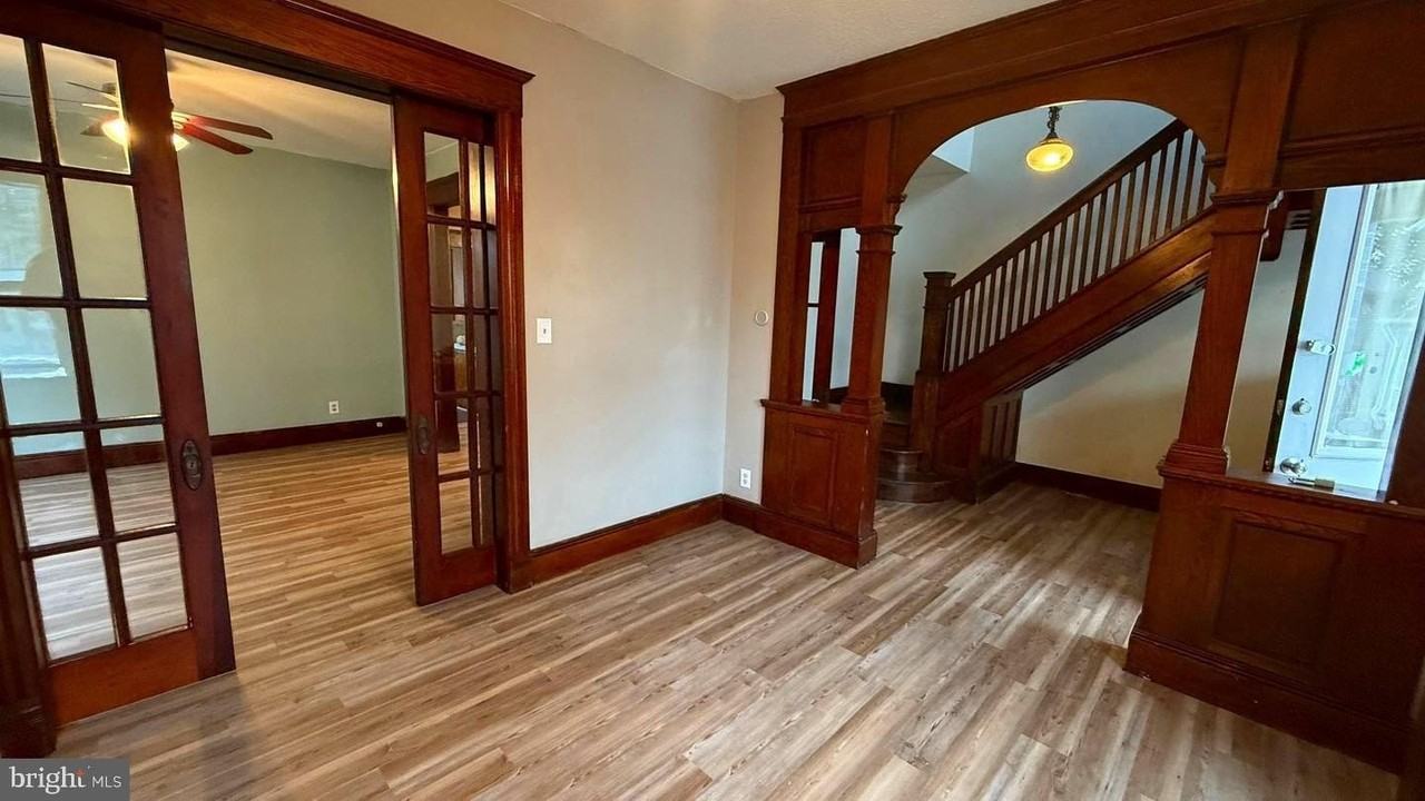 28 Maple Ave - Photo 5 of 37