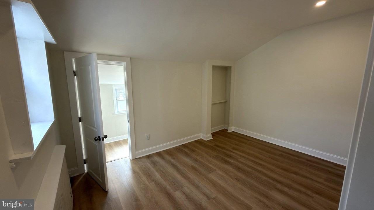 9 Franklin St - Photo 5 of 10
