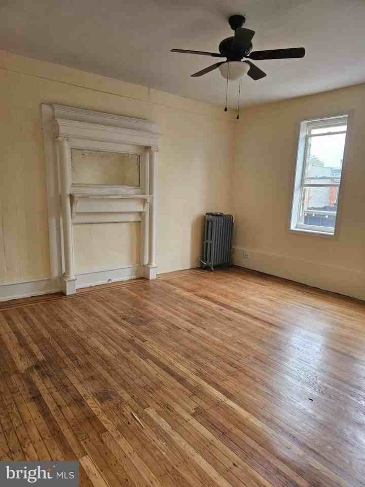 714 S 52nd St #3 - Photo 5 of 16