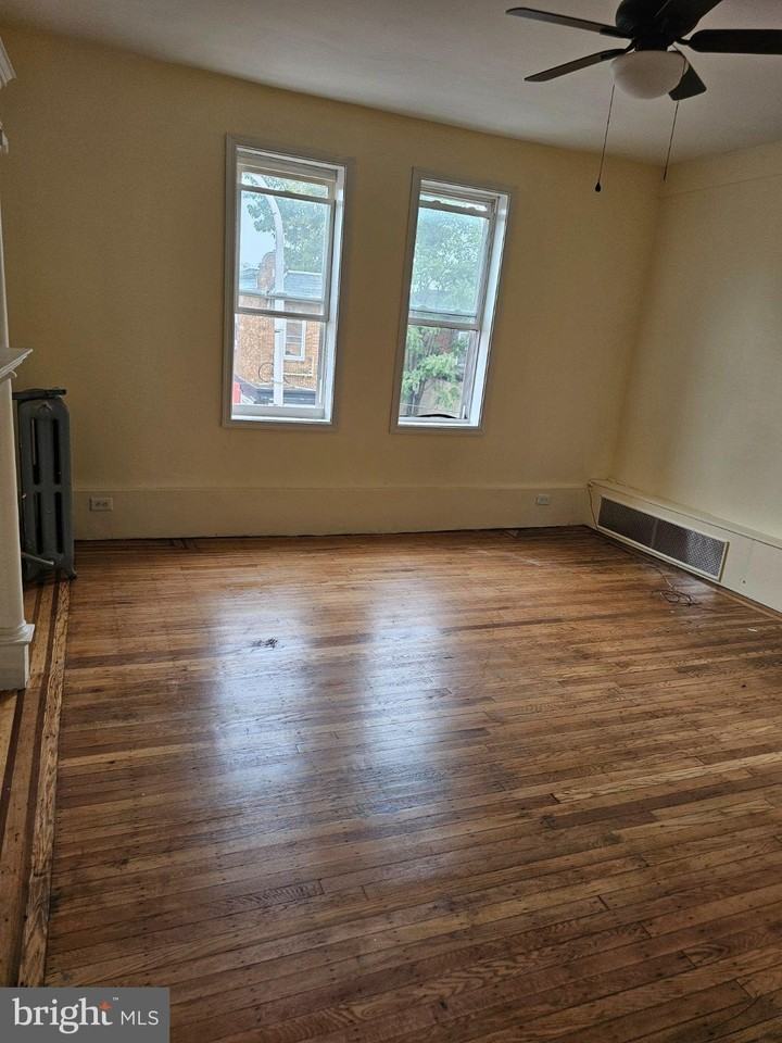 714 S 52nd St #3 - Photo 6 of 16