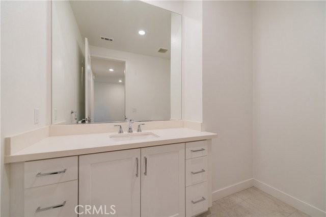 4210 Rivington - Photo 5 of 8
