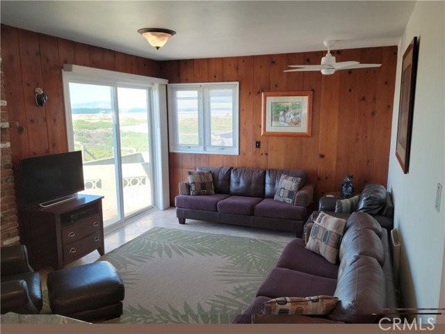 16693 S Pacific Ave - Photo 3 of 6